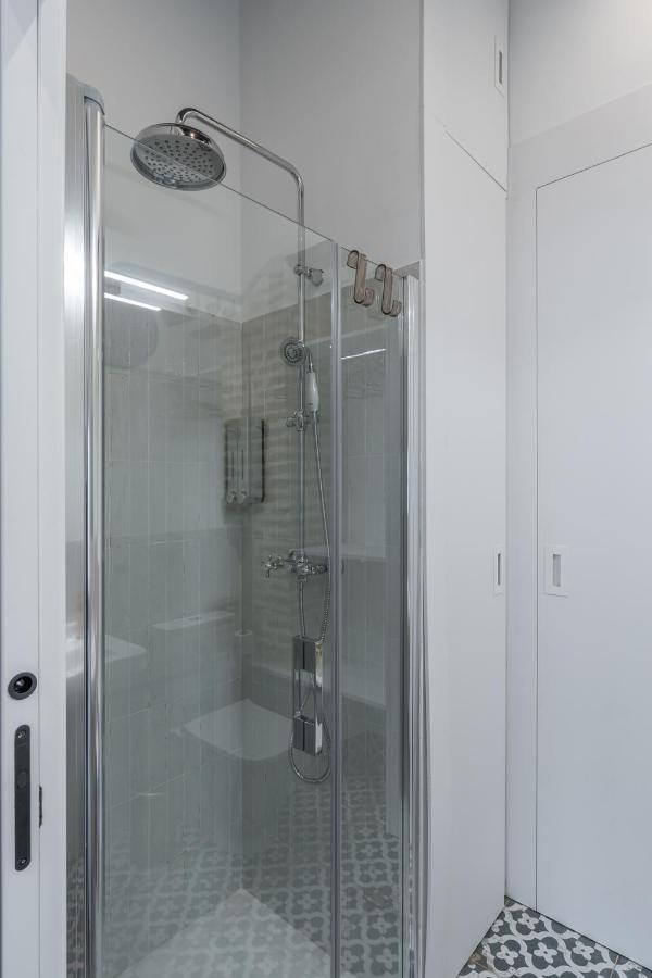 Tuguest Puerta Del Dauro Apartment Granada Exteriör bild